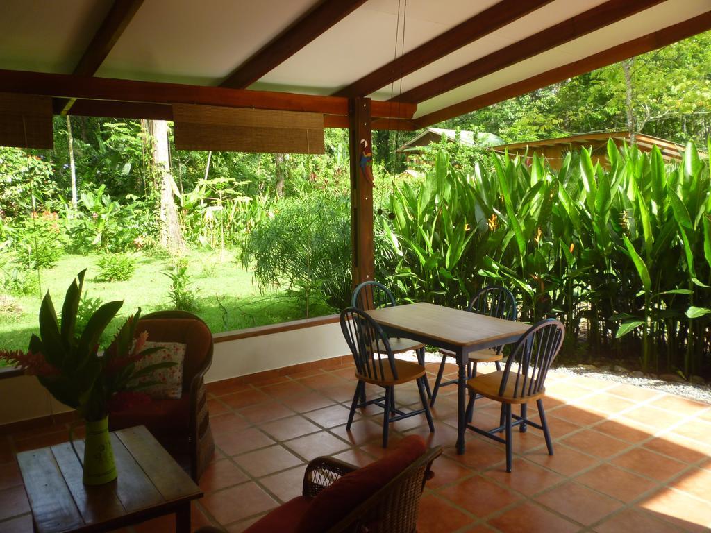 Los Delfines Lodge Puerto Viejo de Talamanca Ruang foto